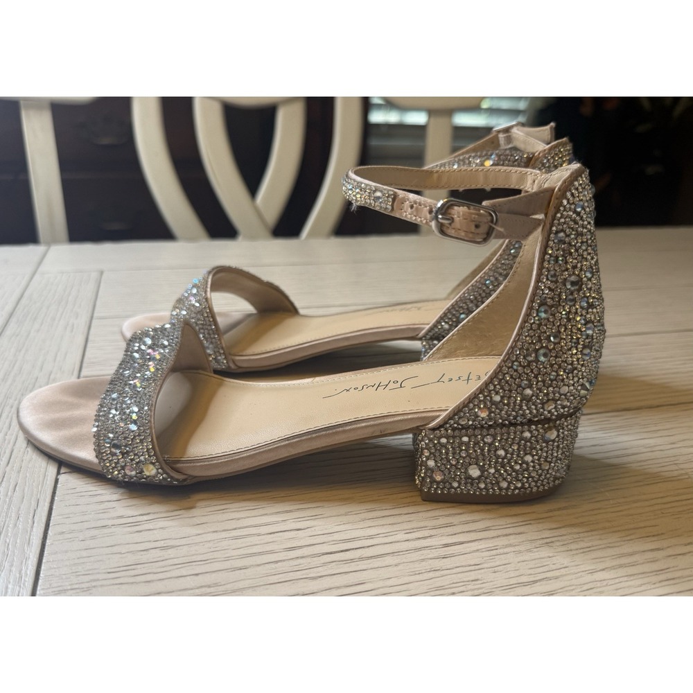 Betsey Johnson Women's Mari 1.5" Block Heel Evening Sandals Champagne. Sz 5